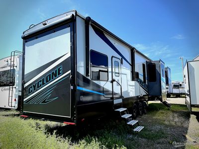 2025 Heartland Cyclone — side profile view