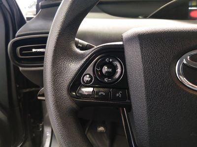2022 Toyota Prius - Photo 9