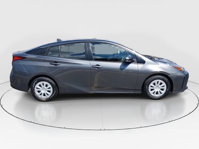 2022 Toyota Prius - Photo 8