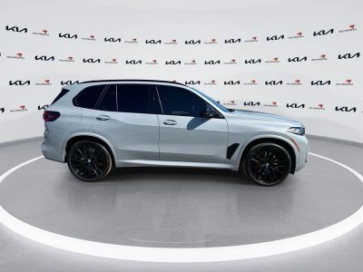 2025 BMW X5 — photo 9 view
