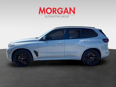 2025 BMW X5 — detail view