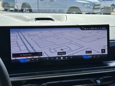 2025 BMW X5 — photo 19 view