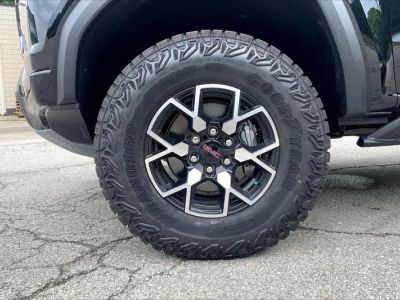 2026 GMC Canyon — detail view
