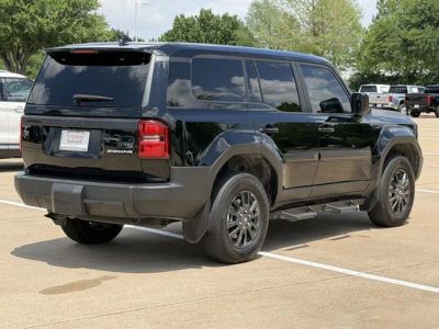 2024 Toyota Land Cruiser - Photo 4
