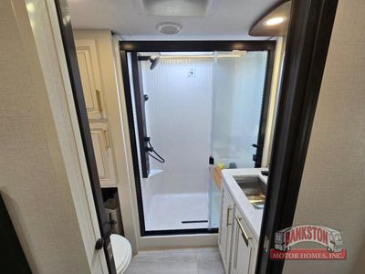 2026 Montana 3532SP - Photo 28