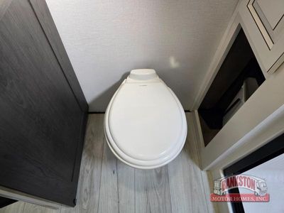 2026 Montana 3532SP - Photo 30