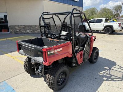 2025 Honda Pioneer 520 - Photo 6