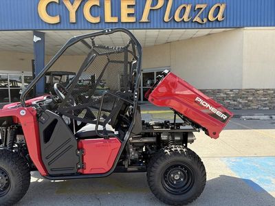 2025 Honda Pioneer 520 - Photo 14