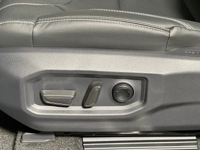 2026 Toyota Tundra 4WD — photo 13 view