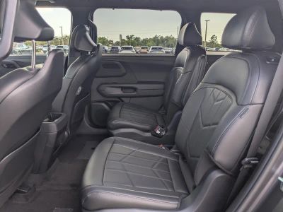 2027 Kia Telluride — photo 19 view