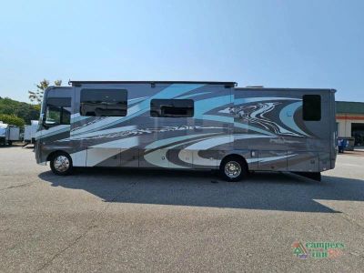 2022 Forest River RV Georgetown 7 Series — photo 9 view