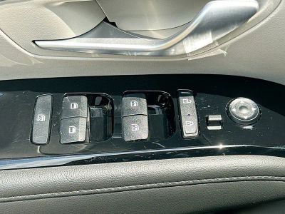 2023 Hyundai Tucson Hybrid — photo 18 view