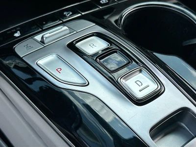2023 Hyundai Tucson Hybrid — photo 17 view