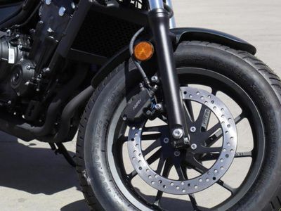 2025 Honda Rebel 500 - Photo 11