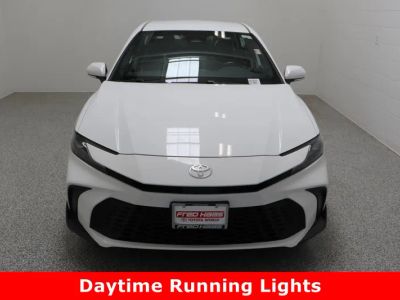 2025 Toyota Camry FWD - Photo 3