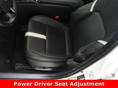 2025 Toyota Camry FWD - Photo 15