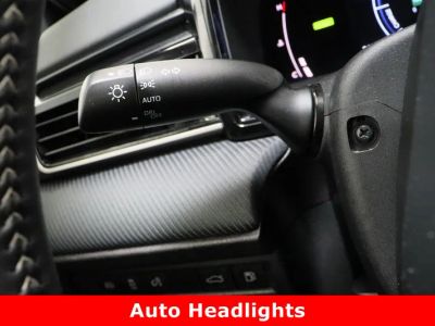 2025 Toyota Camry FWD - Photo 25