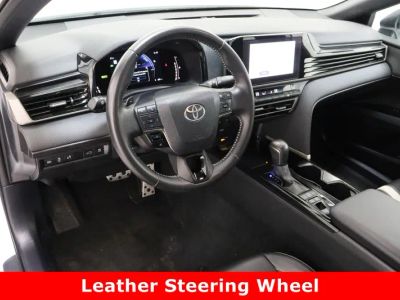 2025 Toyota Camry FWD - Photo 13