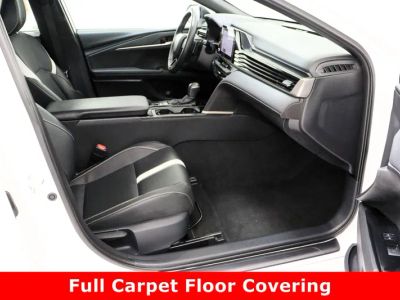 2025 Toyota Camry FWD - Photo 37