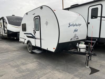 2022 - BUSHWACKER - Photo 1