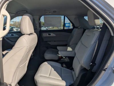 2026 Ford Explorer — photo 14 view