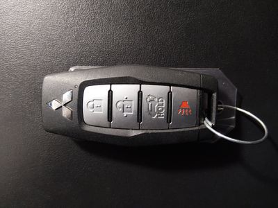 2024 Mitsubishi Outlander - Photo 15