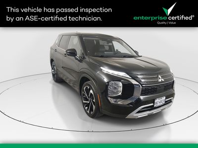 2024 Mitsubishi Outlander - Photo 1