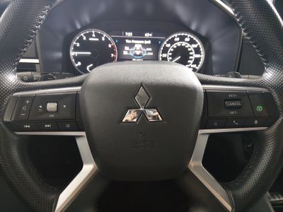 2024 Mitsubishi Outlander - Photo 12