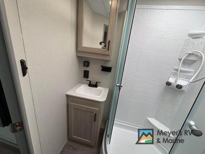 2026 Coachmen RV Catalina Legacy Edition - Photo 27
