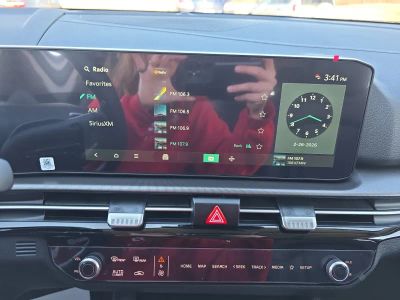 2026 Kia Sportage Hybrid — photo 11 view