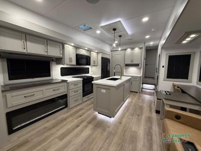 2026 Brinkley Model Z - Photo 30