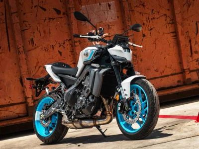 2026 Yamaha MT-09 — front three-quarter view