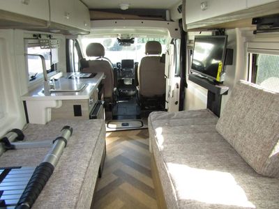 2026 Winnebago TRAVATO - Photo 11
