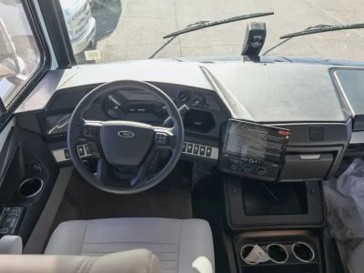 2026 Fleetwood BOUNDER — side profile view