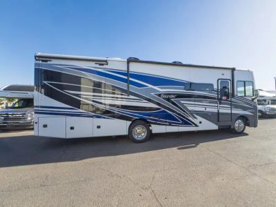 2026 Fleetwood BOUNDER — photo 18 view