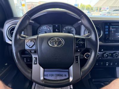 2018 Toyota Tacoma Double Cab — photo 21 view