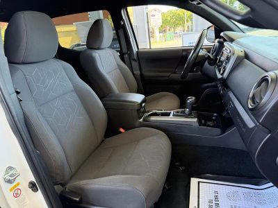 2018 Toyota Tacoma Double Cab — photo 19 view