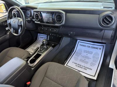 2018 Toyota Tacoma Double Cab — photo 18 view