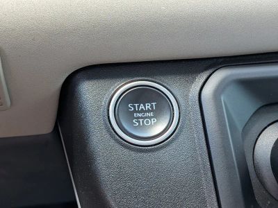 2023 Land Rover Defender — photo 29 view