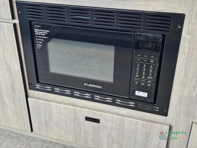 2027 Grand Design Lineage Series M - Photo 24