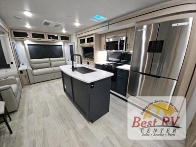 2025 Winnebago Industries Towables Voyage - Photo 15