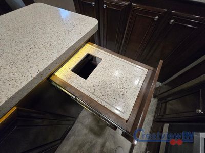 2018 Redwood RV Redwood - Photo 26