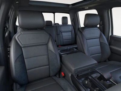 2025 Ford F-150 - Photo 11