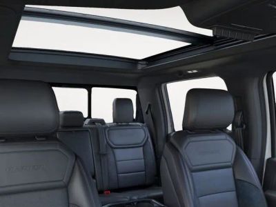 2025 Ford F-150 - Photo 10