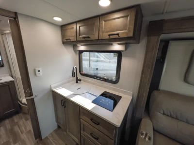 2026 Tiffin MIDAS — photo 10 view