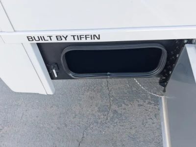 2026 Tiffin MIDAS — photo 18 view