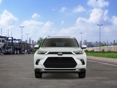 2026 Toyota Grand Highlander - Photo 2