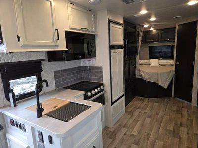 2023 Entegra Coach Odyssey - Photo 15