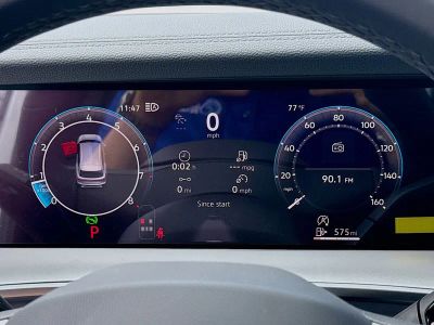 2026 Volkswagen Tiguan — photo 11 view