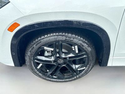 2026 Volkswagen Tiguan — photo 26 view